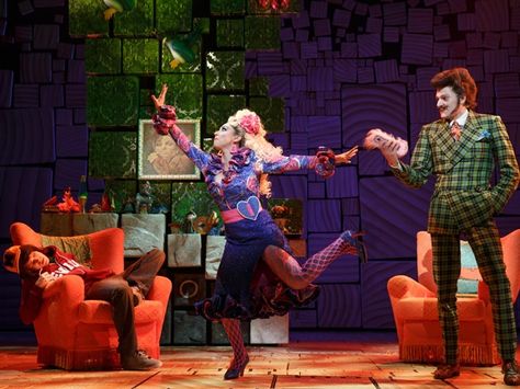 Taylor Trensch as Michael Wormwood, Lesli Margherita as Mrs. Wormwood and Gabriel Ebert as Mr. Wormwood in Matilda. Costume design by Rob Howell. Mrs Wormwood, The Prom Musical, Matilda Costumes, Matilda Broadway, Matilda Jr, Matilda Musical, Matilda Costume, Matilda The Musical, Theatre Education