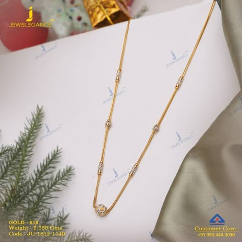 Gold Pearl Jewelry, Gold Jewelry Simple Necklace, Gold Mangalsutra Designs, Gold Chain Design, Simple Chain, Gold Necklace Simple, Gold Pendant Jewelry, Black Beaded Jewelry, Gold Rings Jewelry