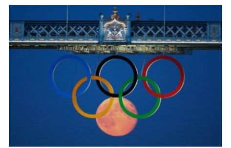 Optical Illusion Photography, Photo Illusion, Olympic Ring, Olympic Rings, 2012 Olympics, Tower Bridge London, Moon Photos, Perfectly Timed Photos, Moon Rise