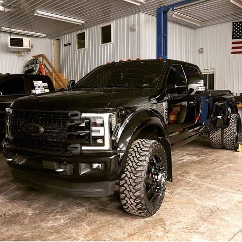 Winter Truck, Welding Trucks, Ford Diesel, Dually Trucks, Super Duty Trucks, Future Trucks, Black Truck, Jacked Up Trucks, Truck Yeah