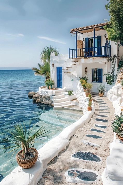 House On The Beach, Greece House, Dream Life House, Dream Beach Houses, Dream Beach, Dream House Exterior, Alam Yang Indah, Pretty House, Dream House Decor