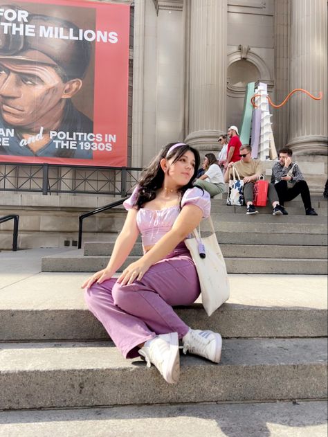 the met | nyc | aesthetic | that girl | gossip girl | met steps | purple | outfit inspo | headband The Met Nyc, Purple Outfit, Nyc Aesthetic, Xoxo Gossip Girl, Xoxo Gossip, Purple Outfits, The Millions, Gossip Girl, My Pics