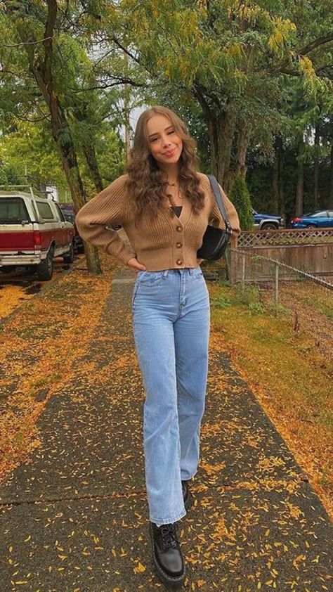 Mode Indie, Casual College Outfits, Causual Outfits, Looks Chic, Outfit Inspo Fall, Casual Style Outfits, Teen Fashion Outfits, Looks Vintage, College Outfits