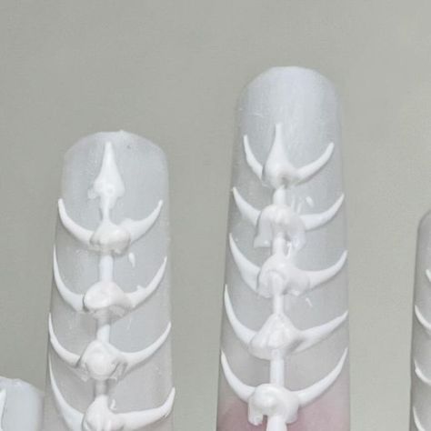 Rachel on Instagram: "3D fish bone   Remember when you learned how to pick out fish bones? I’ve saved them for you and put them on your nails 🦴   #3dnailart #bonenails #lanailtech" 3d Bone Nails, Tooth Nails Design, Anatomy Nails, Bone Nail Art, Bones Nails, Bone Nails, Fish Nails, 3d Fish, 3d Nail Designs