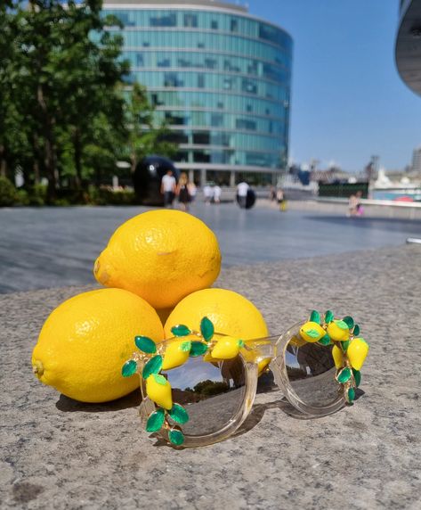 Ladies reflective sunglasses with yellow lemons around the rimm Lemon Sunglasses, Statement Sunglasses, Reflective Sunglasses, Rhinestone Sunglasses, Unique Costumes, Black Cat Eyes, How To Squeeze Lemons, Shades Of Yellow, White Cat