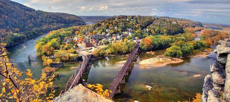 The Best small towns in the Appalachians To Chill Out - WorldAtlas Scenic Railroads, Scenic Road Trip, Harpers Ferry, Mountain Getaway, Seaside Village, Whitewater Rafting, Appalachian Mountains, Smoky Mountain National Park, Autumn Scenery