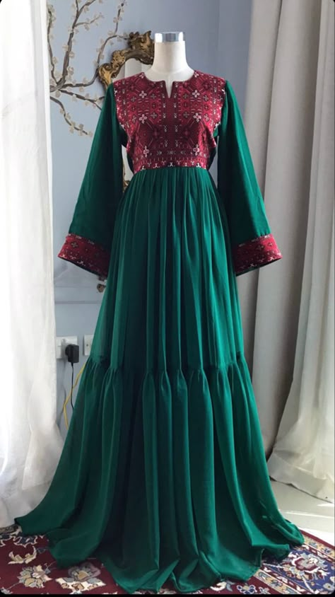 Summer Fashion Dresses Casual, Afghani Clothes, Afghan Dress, Lace Dress Design, Gowns Dresses Elegant, Afghan Fashion, Afghan Clothes, Pakistani Fancy Dresses, Beautiful Pakistani Dresses