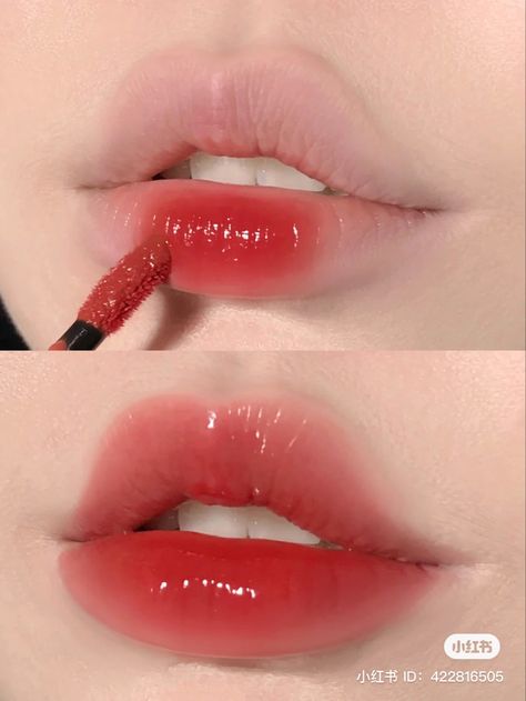 Chinese Lip Gloss, Chinese Lips, Douyin Lip Makeup, Small Lips Makeup, Chinese Lipstick, Small Lips Aesthetic, Dual Kawaii, Douyin Lips, Ombré Lips