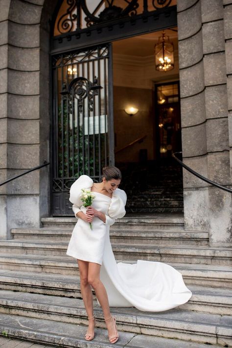 Registry Office Wedding Dress, Dune Dress, Short Wedding Dress Vintage, Puff Sleeve Wedding Dress, Registry Office Wedding, Mini Wedding Dresses, Wedding Court, Engagement Pics, Courthouse Wedding