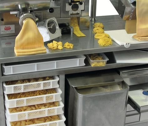 Pasta Bar Restaurant, Pasta Extruder, Pasta Restaurant, Pasta Shop, Commercial Kitchen Design, Restaurant Layout, Ravioli Filling, Pasta Restaurants, Salt City