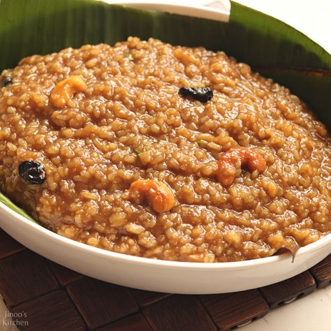 Sakkarai Pongal Recipe, Sweet Pongal Recipe, Pongal Recipe, Sweet Pongal, Black Grapes, Special Recipes, Sweet Desserts, Pressure Cooking, Ghee