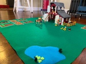 DIY Felt Farm Play Mat for the Montessori Grammar Farm – MOMtessori Life Felt Play Mat Diy, Farm Play Mat, Play Mat Diy, Montessori Grammar, Grammar Work, Farm Play, Felt Play Mat, Fun Projects For Kids, Toddler School