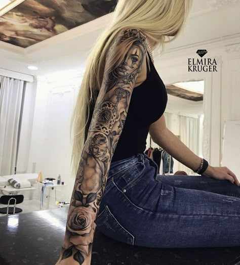 Thigh Script Tattoo, Tattoo For Baby Girl, Arm Sleeve Tattoos For Women, Funky Tattoos, Full Arm Tattoos, Full Body Tattoo, Incredible Tattoos, Shoulder Tattoos For Women, Arm Sleeve Tattoos