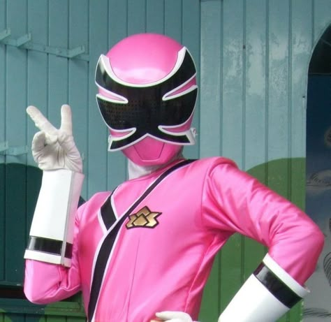 Pink Samurai Ranger, Pink Power Ranger Aesthetic, Super Sentai Pfp, Power Rangers Pfp, Power Ranger Pfp, Power Rangers Icon, Power Rangers Wallpaper, Early 00s Aesthetic, Power Ranger Samurai