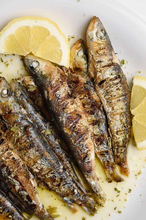 Stuffed Sardines Recipe, Greek Moussaka, Weston Price, Grilled Sardines, Sardine Recipes, Carnivore Recipes, Tinned Fish, Nourishing Traditions, Bbq Food