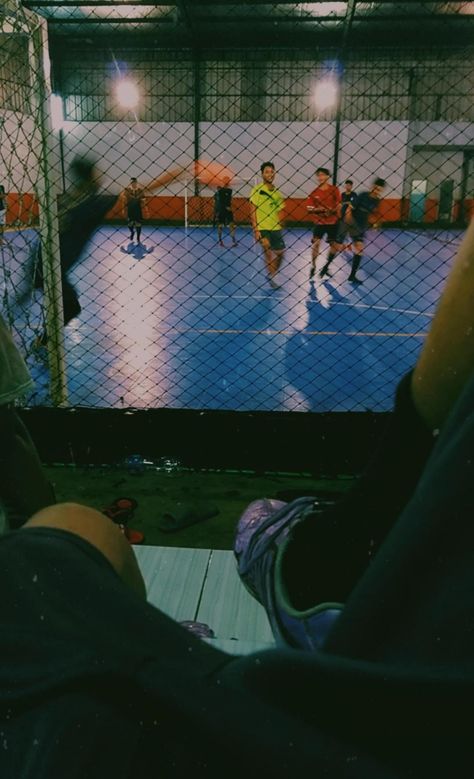 Foto Main Futsal, Pap Lapangan Futsal, Cwo Futsal, Pap Futsal, Futsal Aesthetic, Snapchat Names, Pink Life, Radha Krishna Photo, Krishna Photos