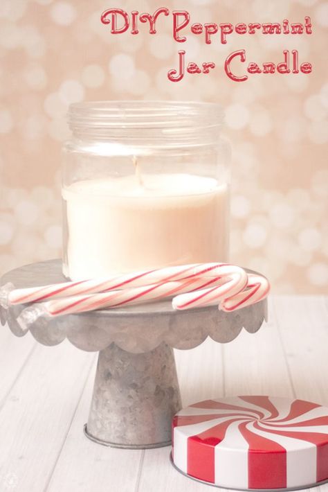 peppermintjarcandle_title Diy Peppermint Candle, Inexpensive Diy Christmas Gifts, Peppermint Candle, Easy Mason Jar Crafts Diy, Easy Mason Jar Crafts, Peppermint Candles, Diy Easter Gifts, Peppermint Scent, Diy Candles Scented