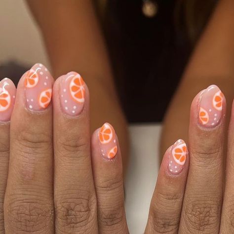 Paige on Instagram: "can’t get enough of the oranges!! 🍊🧡  • •  #orangenails #orangefruitnails #fruitnails #summernails #julynails #naturalnails #utahnails #southjordannails #utahnailtech #luminarynailsystems #gelnails #luxiogel #luxioshock #luxiopure" Orange Nails With Oranges, Nail Designs Clear, Nails With Oranges, Nails With Orange Design, Orange Inspired Nails, Fun Easy Nails, Fun Summer Nail Designs, Tangerine Nails Design, Fruit Nail Design