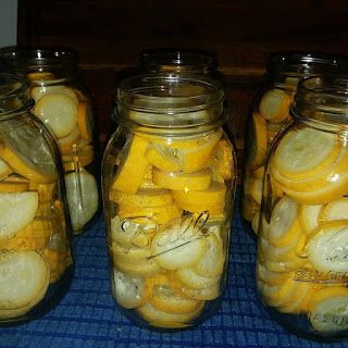 Little Farm Big Dreams: Canning Squash to Later Fry How To Can Squash For Frying, Canning Squash For Frying, Canning Squash In Water Bath, How To Can Squash, Squash Canning Recipes, Canning Yellow Squash, Canning Squash, Canning Pineapple, Freeze Vegetables