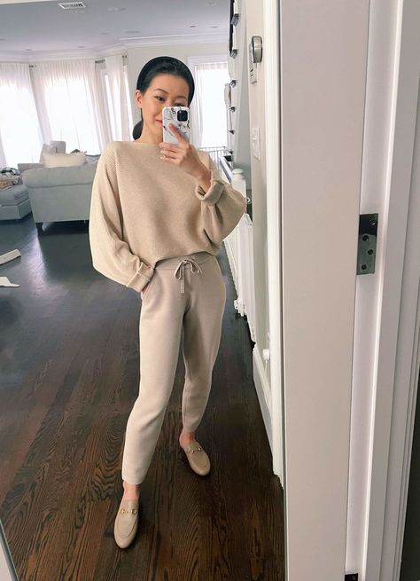 simple and sleek monochromatic athleisure outfit // petite sweater knit joggers & Gucci mud mules Extra Petite Blog, Mules Outfit, Wfh Outfits, Outfit Petite, Gucci Princetown, Work From Home Outfit, Knit Joggers, Extra Petite, Monochromatic Outfit