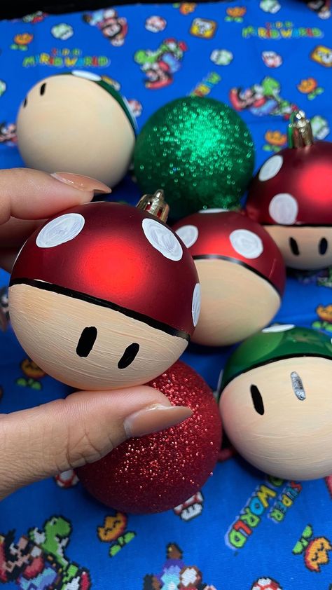 Mushroom Theme Christmas, Diy Super Mario Christmas Ornaments, Diy Mario Ornaments, Super Mario Christmas Ornaments, Super Mario Bros Christmas Tree, Video Game Christmas Tree, Mario Ornaments Diy, Mario Bros Christmas Tree, Super Mario Ornaments