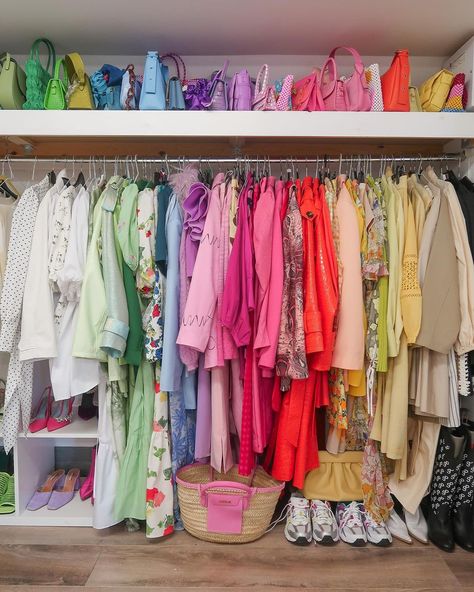 Color Coordinated Closet, Colorful Wardrobe, Wardrobe Organisation, Coordinating Outfits, Closet Goals, Rainy Weather, Barbie Dream House, Aesthetic Colors, Clothing Rack