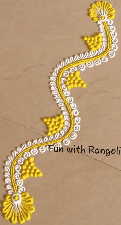 Rangoli Bail Design, Well Rangoli Design, Small Rangoli Ideas For Diwali, Dusherra Rangoli Ideas, One Line Rangoli Designs, Rangoli Designs For Border, Door Side Rangoli Designs, Small Rangoli Ideas, New Rangoli Designs Creativity Easy