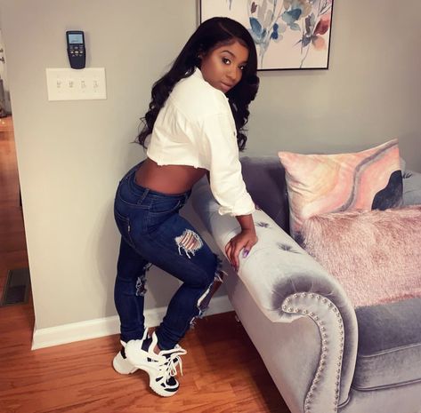 Regina Carter, Reginae Carter, Instagram Model Outfits, Classy Girl, Girl Bedroom Designs, Cool Poses, Instagram Models, Spring Summer Fashion, Winter Outfits