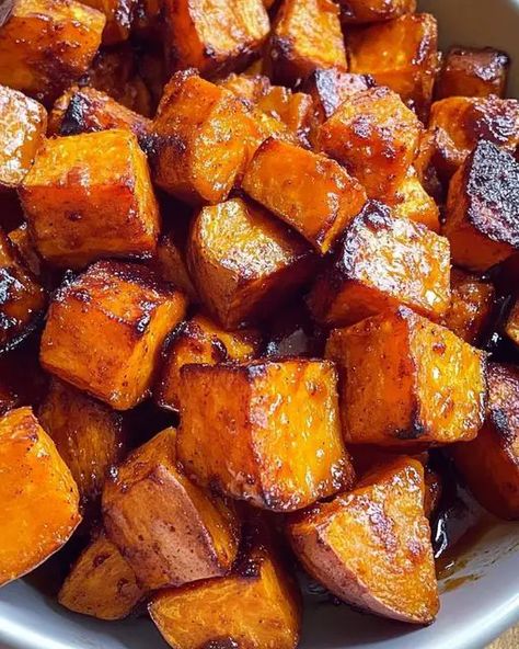 Caramelized Maple Cinnamon Roasted Sweet Potatoes Beef Short Rib Soup, Cinnamon Roasted Sweet Potatoes, Short Rib Soup, Maple Glazed Sweet Potatoes, Lobster Cream Sauce, French Onion Beef, Rib Soup, Glazed Sweet Potatoes, Meat Free Monday