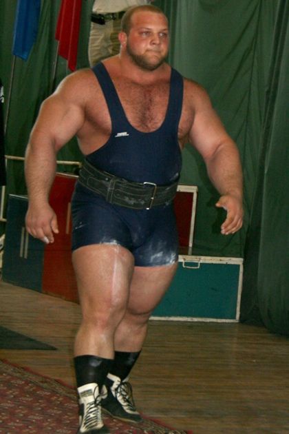 sportsman Powerlifting Men, World's Strongest Man, Man Beard, Best Physique, Big Beards, Muscle Hunk, Body Training, Muscle Bear, Bear Men