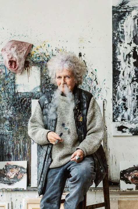 In the studio with Maggi Hambling | House & Garden Maggi Hambling, London Real Estate, Perfect Pic, Grey Curly Hair, Public Sculpture, London Photographer, Analog Photography, Photography London, Photography Pricing