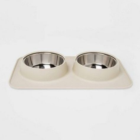 Engage your dog with interactive gadgets that keep them entertained and mentally stimulated while you’re busy. Bunny Food And Water Bowls, Puppy Supplies Aesthetic, Modern Dog Bowls, Dachshund Puppy Supplies, Cute Dog Food Bowls, Stuff For Puppies, Cute Pet Supplies, Cute Puppy Supplies, Aesthetic Dog Essentials