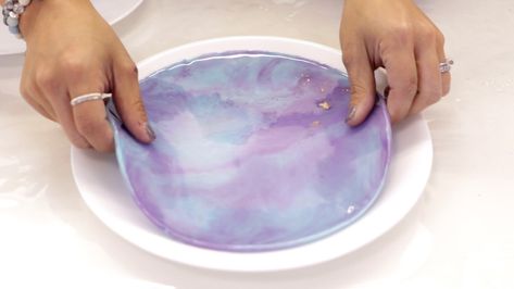 How To Shape Resin – ArtResin Resin Bowl Diy, How To Make Resin Bowls, How To Make A Resin Bowl, Resin Bowl Tutorial, Resin Bowl Ideas, Resin Bowls Diy How To Make, Resin Bowls, Resin Plate, Resin Tips