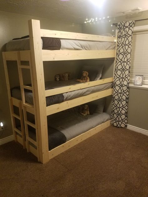 Triple bunk beds in one day! 3 Tier Bunk Bed Diy, Three Level Bunk Beds, 3 Story Bunk Beds, Diy Triple Bunk Beds, 3 Tier Bunk Beds, Triple Bunk Beds Plans, Diy Bunk Beds, Sister Room Decor, Ikea Bunk Bed