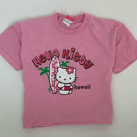 Key West Kitten, Hello Kitty Outfit, Vintage Hello Kitty, Kitty Clothes, Charmmy Kitty, Hello Kitty Clothes, Early 2000s Fashion, Hello Kitty Sanrio, Estilo Hippie