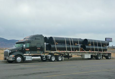 Peterbilt 387, Flat Deck, Tractor Trailer Truck, Trailer Truck, Large Sign, Reno Nv, Peterbilt Trucks, Sign Post, Tractor Trailers