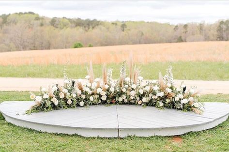 Wooden Circle, Beachy Boho, Wedding Stage, Half Circle, Farm Table, Table Bar, Full Circle, Open House, Wedding Flowers