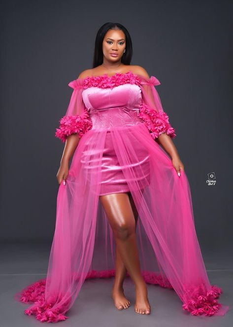 Lace Gown Styles For Birthday Photoshoot, Bridal Rope Dress, Birthday Gowns For Ladies, Traditional Pink Organza Dresses, Pink Robe Photoshoot, Tulle Bridal Robe Nigeria, Pink Satin Party Robe, Short Ankara Dresses Classy, Glamorous Pink Organza Gown