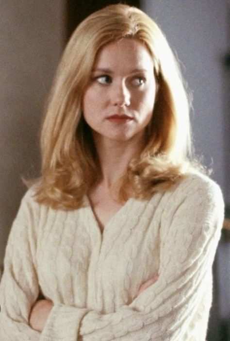 Laura Linney Style, Haircuts For Soft Natural Kibbe, Kiera Knightly Atonement Hair, Catherine Deneuve Soft Classic, Kibbe Sn Hair, Blonde Celebrities Female 90s, Nineties Fashion, Camp Fire Girls, Laura Linney