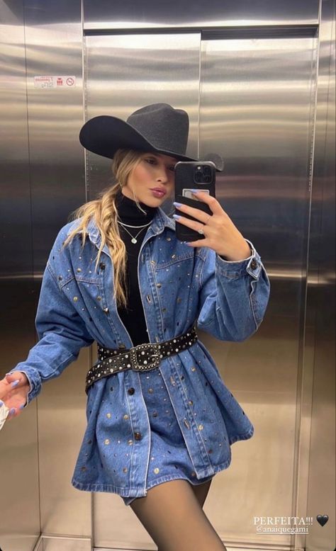 Country Concert Outfits, Outfit Botas, Western Wear Outfits, Looks Country, Nashville Outfits, Western Style Outfits, Rodeo Outfits, Western Outfits Women, Country Concert Outfit