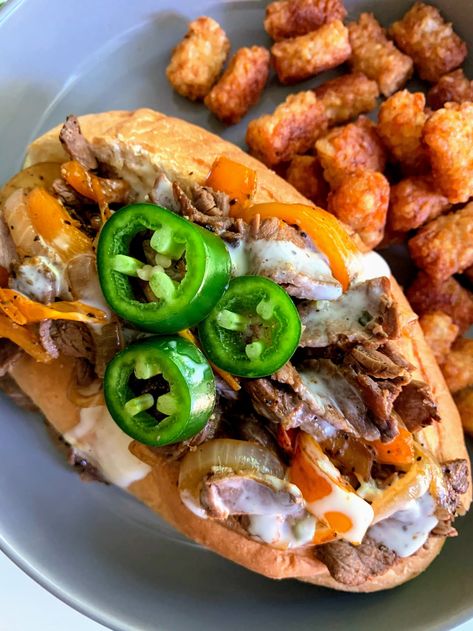 Everything you love about a Philly Cheesesteak, but made with Texas flavors, its an easy ... Texas Cheesesteak Melt, Texas Cheesesteak, Philly Cheese Steak Sandwich Recipe, Gyro Pita, Hoagie Sandwiches, Philly Cheese Steak Sandwich, Steak Sandwich Recipes, Steak Sandwiches, Vegan Queso