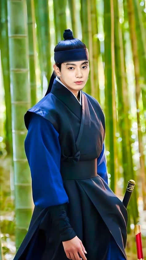 Moon Sangmin, Grand Prince, Korea Wallpaper, Thea Queen, Cute Funny Pics, Costume Drama, November 9, Korean Traditional, Korean Dress