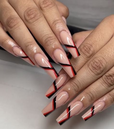 Red And Nude Nail Designs, Neutral Nail Designs, Brown Acrylic Nails, Gold Acrylic Nails, Classy Nail Designs, Nude Nail Designs, Acrylic Toe Nails, Pretty Nail Art Designs, Girly Acrylic Nails