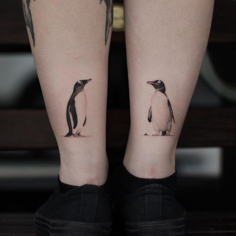 Two Penguins Tattoo, Calve Tattoo Ideas, Simple Penguin Tattoo Outline, Gentoo Penguin Tattoo, Fine Line Penguin Tattoo, Emperor Penguin Tattoo, Matching Penguin Tattoo, Penguin Tattoo Couple, Small Penguin Tattoo