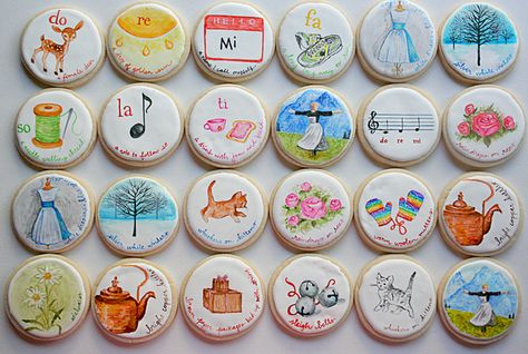 sound of music cookies | Flickr - Photo Sharing! Sound Of Music Party, The Hills Are Alive, Music Birthday Party, Hand Painted Cookies, Music Cookies, Cookies Decoradas, Paint Cookies, Music Birthday, Creative Cookies