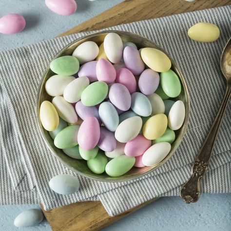 The Significance of Jordan Almonds and Weddings | Sohnrey Family Foods Cream Cheese Mints, Jordan Almonds, Tiny Treats, Newly Married Couple, Greek Wedding, Newly Married, Italian Wedding, Egg Shape, Plan Your Wedding