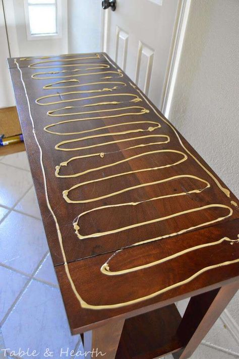 Metal Top Dining Table, Metal Table Top Ideas, Painted Tabletop Ideas, Tabletop Ideas Diy, Diy Table Top Painting Ideas, Paint Pour Table Top, Table Top Makeover, Sheet Metal Table, Diy Metal Table