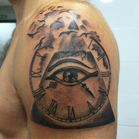 #Piramide #horus #ojo #reloj #tattoo #tatuaje Clock Tattoo, Tattoo Ideas, Clock, Tattoos, Quick Saves, Design