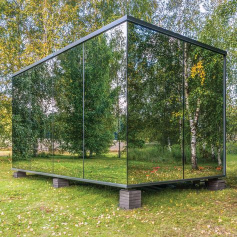 This Prefab Mirrored House Can Be Plopped Almost Anywhere Design Casa Piccola, House Of Mirrors, Glass House Design, Container Home Designs, Aesthetic Interior Design, Mirror House, Aesthetic Interior, Shipping Container Home, See The Northern Lights