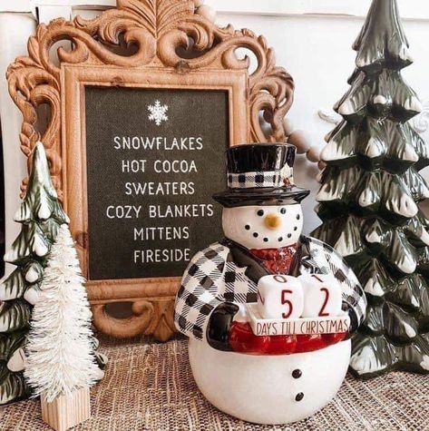 Get these for super cheap in the warehouse sale happening now! Click here: https://makaylagibson.scentsy.us/ Scentsy Christmas, Cozy Holiday Decor, Scentsy Wax Warmer, Colored Light Bulbs, Kids Worksheets, Kids Worksheets Preschool, Days To Christmas, Holiday Fragrance, Scentsy Wax Bars